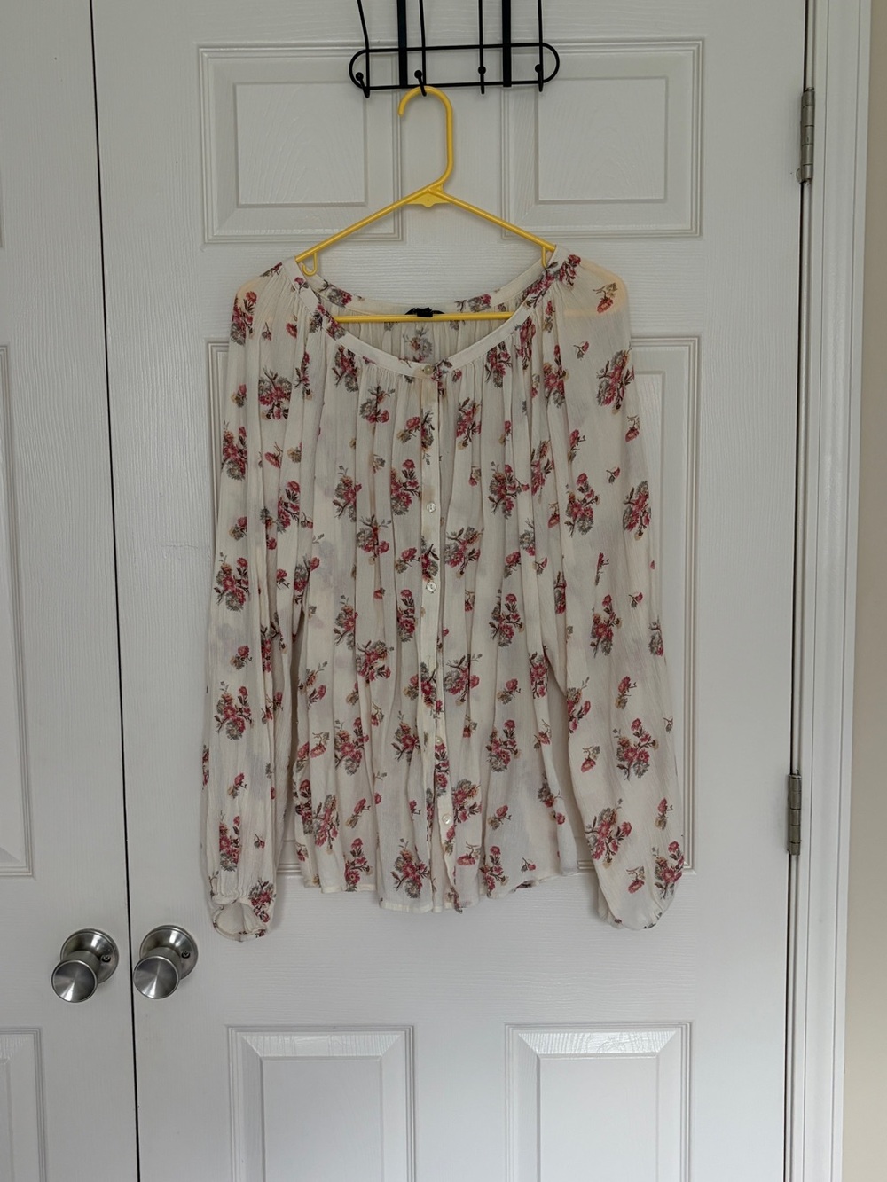 Chaps Cream Long-Sleeve Button Down Floral Blouse